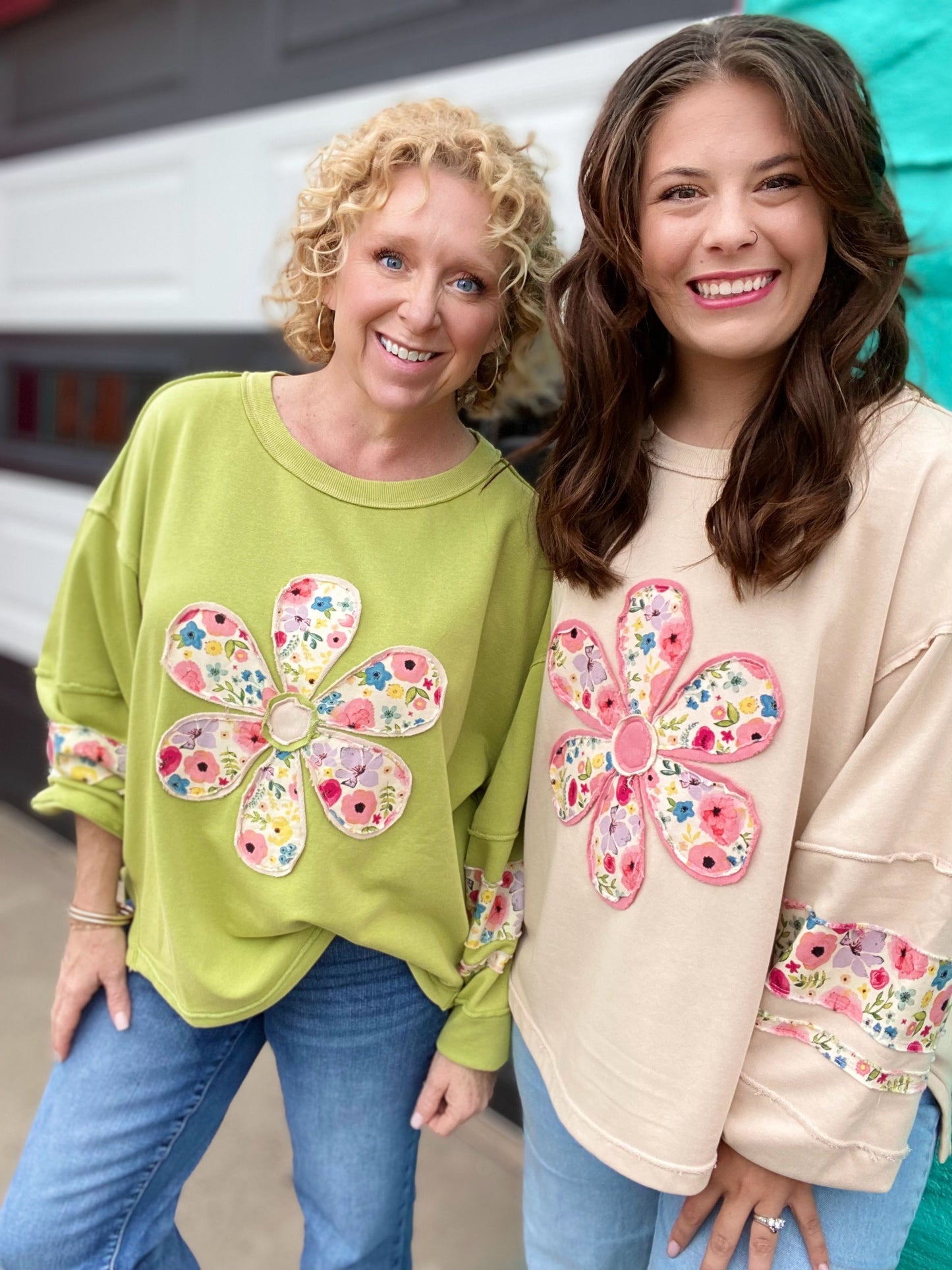 Flower Power Pullover-Oatmeal